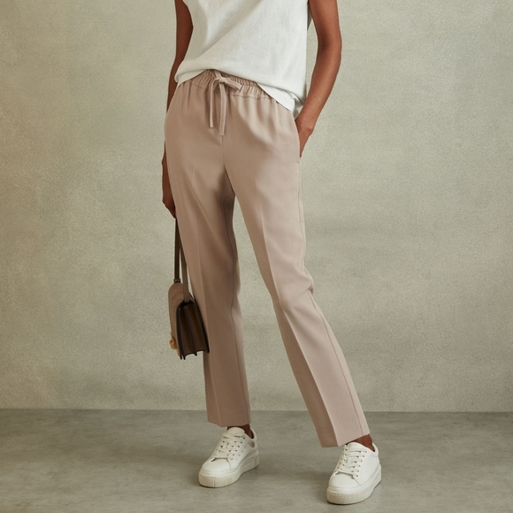 REISS Haily Tapered Pull On Trousers - Picture 1 of 9